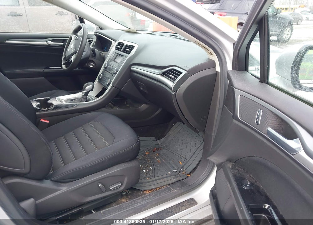 2015 FORD FUSION SE VIN: 3FA6P0H73FR161903