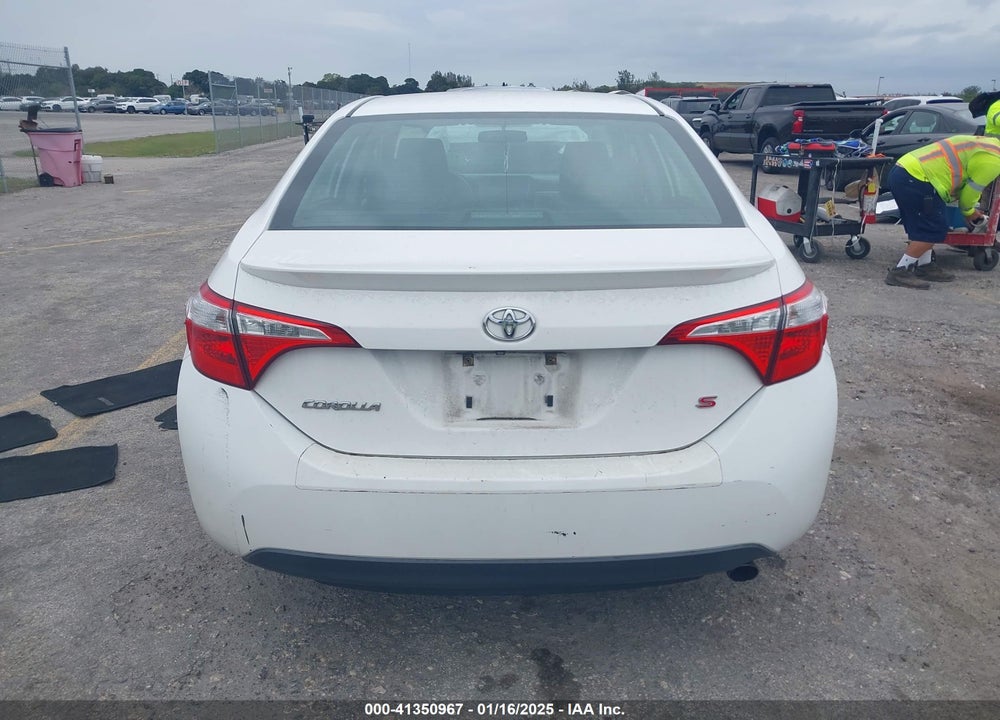 2015 TOYOTA COROLLA VIN: 2T1BURHE2FC251182