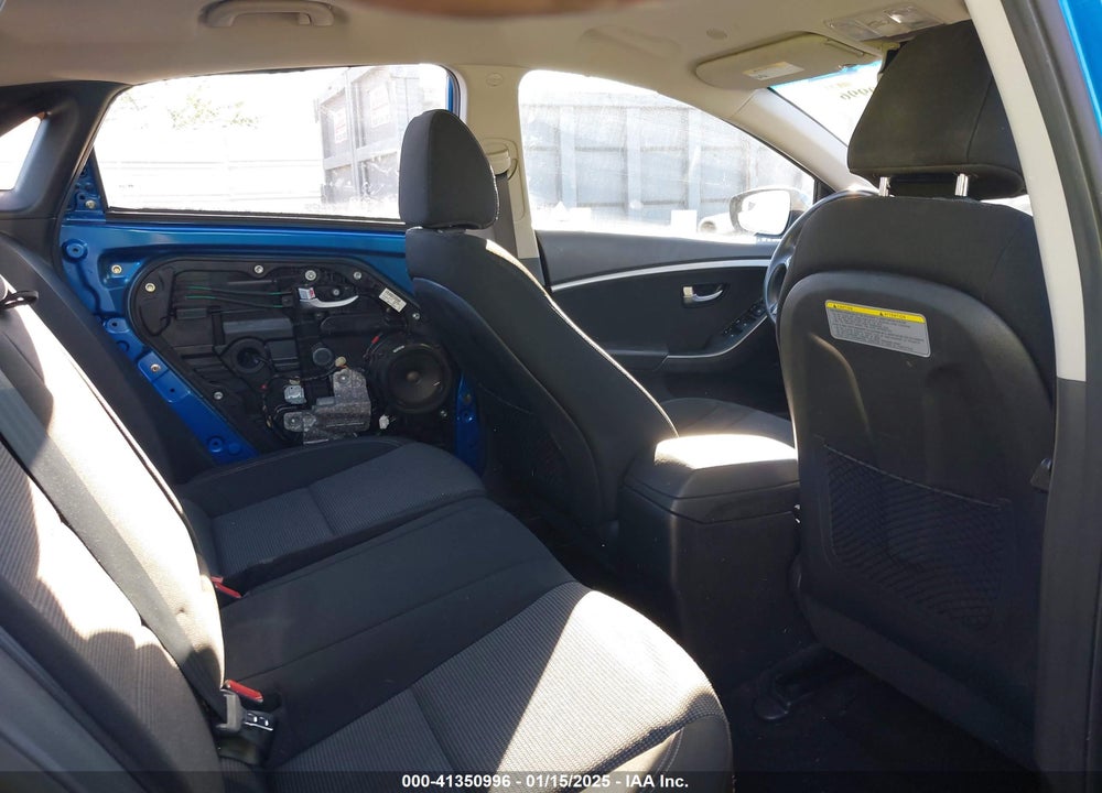 2017 HYUNDAI ELANTRA GT VIN: KMHD35LH7HU377948