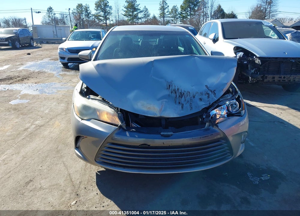 2015 TOYOTA CAMRY SE VIN: 4T1BF1FK4FU968301