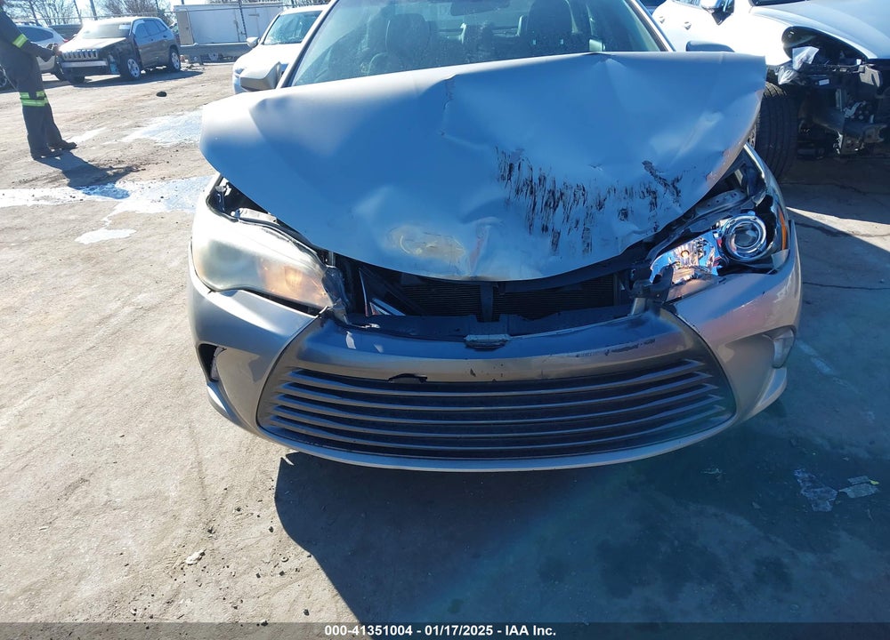 2015 TOYOTA CAMRY SE VIN: 4T1BF1FK4FU968301
