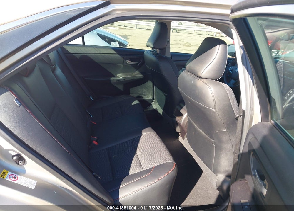 2015 TOYOTA CAMRY SE VIN: 4T1BF1FK4FU968301