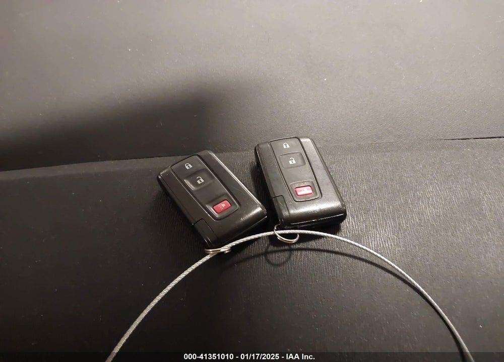 2008 TOYOTA PRIUS VIN: JTDKB20U183350846