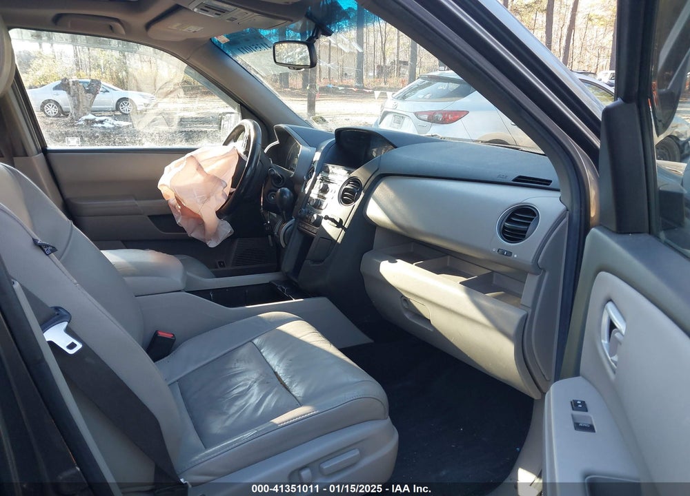 2012 HONDA PILOT EX-L VIN: 5FNYF4H53CB033153