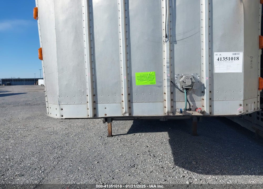 2010 BARRETT TRAILERS INC LIVESTOCK TRAILER VIN: 1B9L5320XA1014018