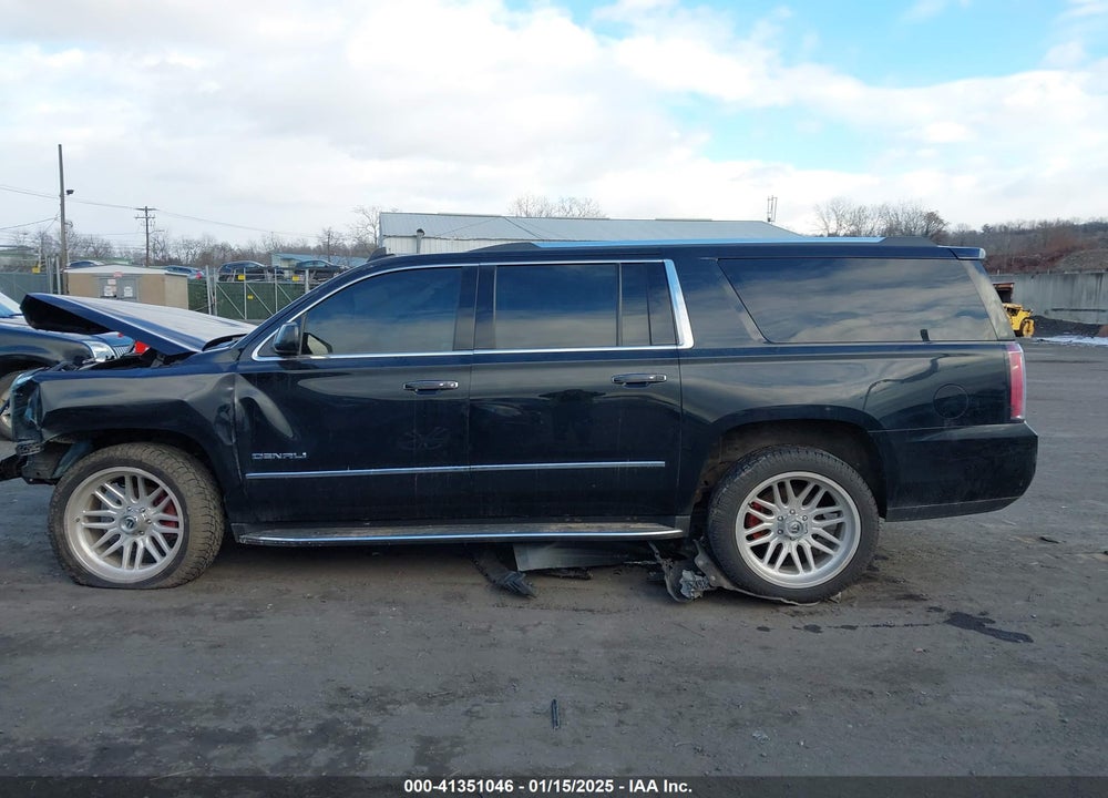 2020 GMC YUKON XL VIN: 1GKS2HKJ9LR162043