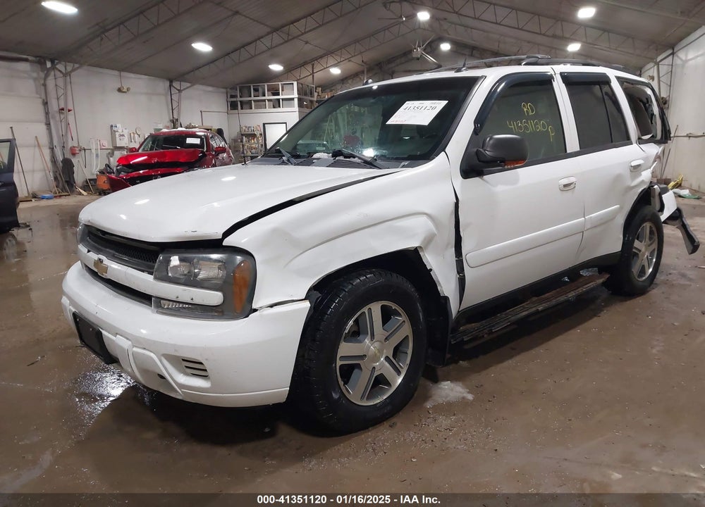 2005 CHEVROLET TRAILBLAZER LT VIN: 1GNDT13S852227810