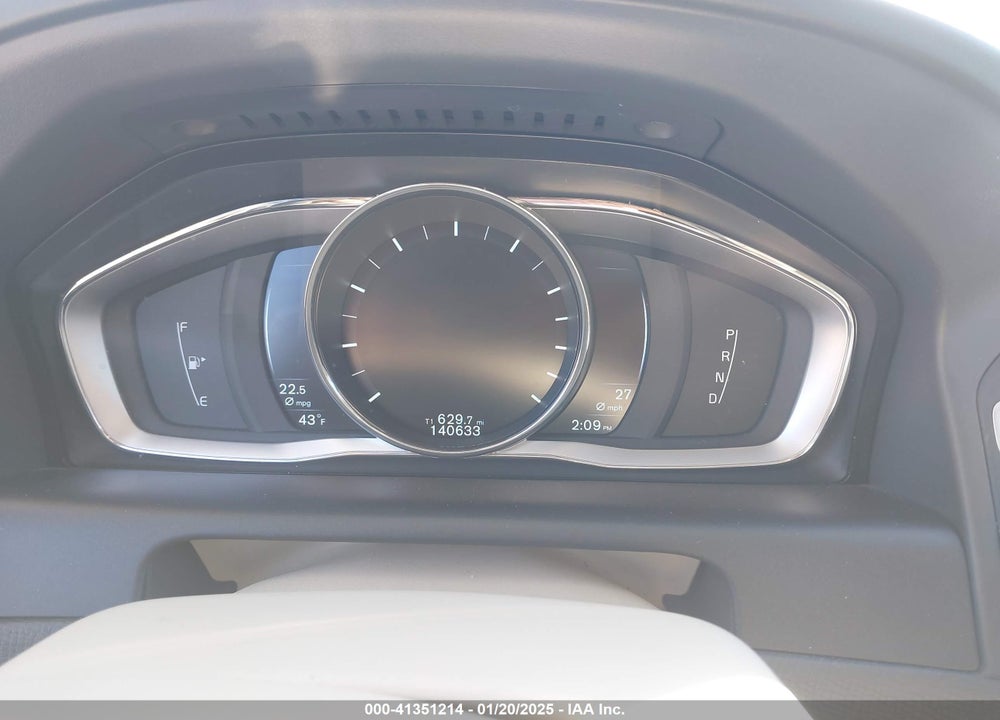 2016 VOLVO XC60 T6 DRIVE-E VIN: YV449MDK0G2825672
