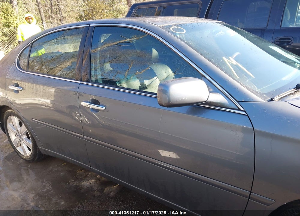 2005 LEXUS ES 330 VIN: JTHBA30G355130500