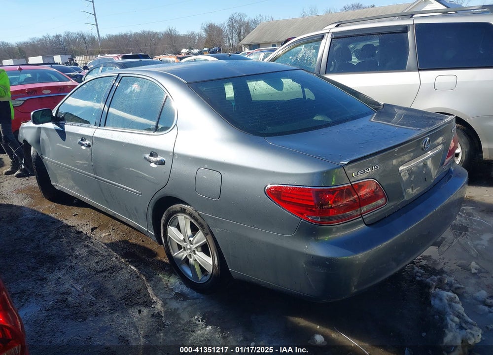 2005 LEXUS ES 330 VIN: JTHBA30G355130500