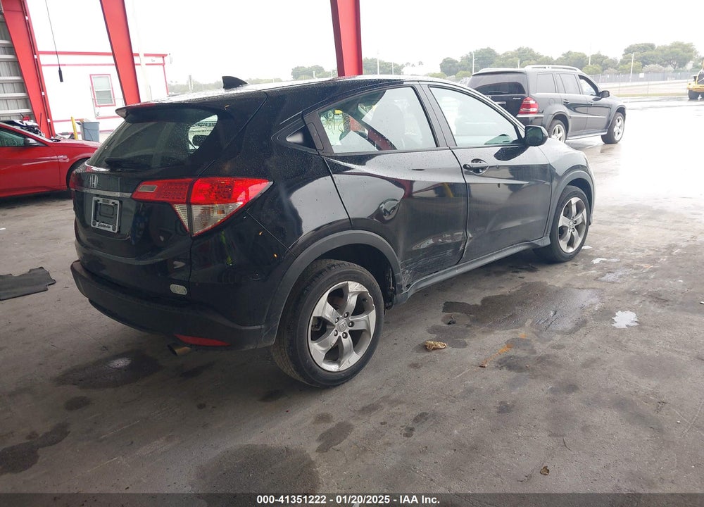 2021 HONDA HR-V 2WD LX VIN: 3CZRU5H31MM710612