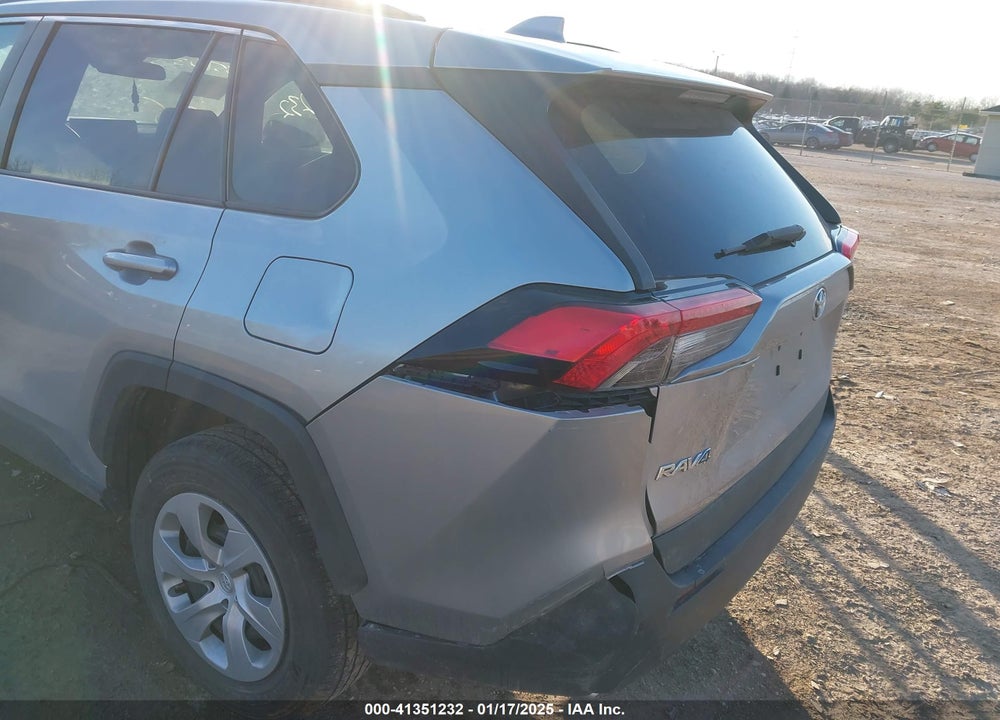 2020 TOYOTA RAV4 LE VIN: 2T3H1RFV1LC061477