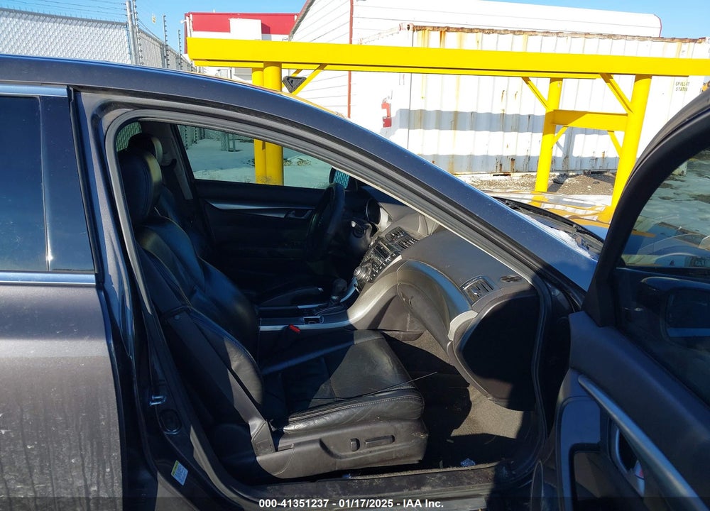 2011 ACURA TL VIN: 19UUA8F57BA001418