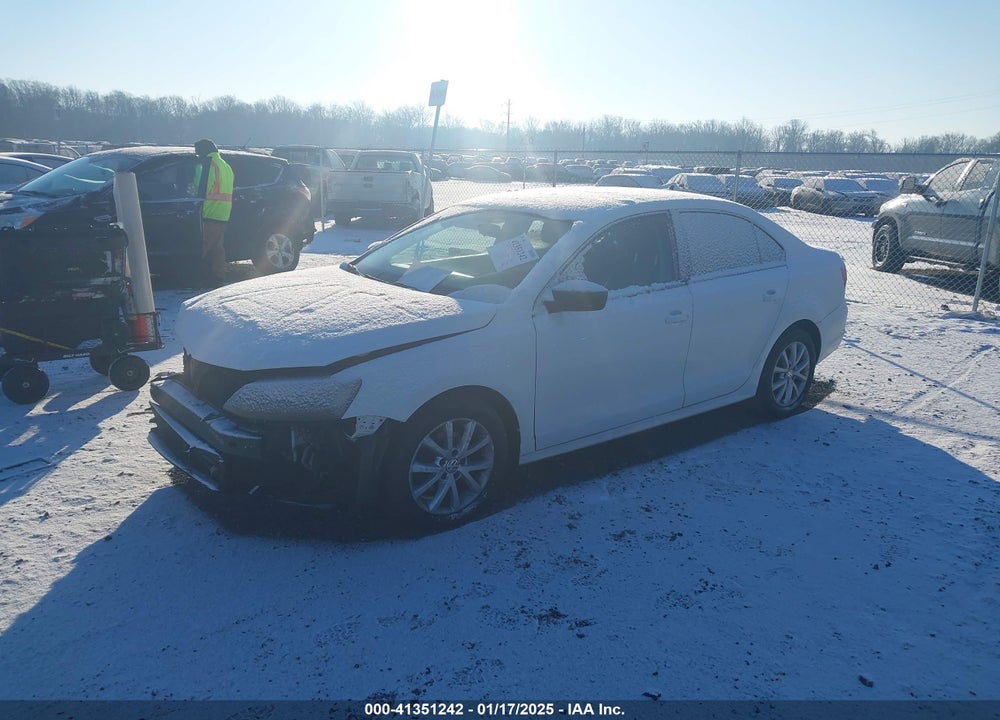 2015 VOLKSWAGEN JETTA VIN: 3VWD17AJ9FM327255
