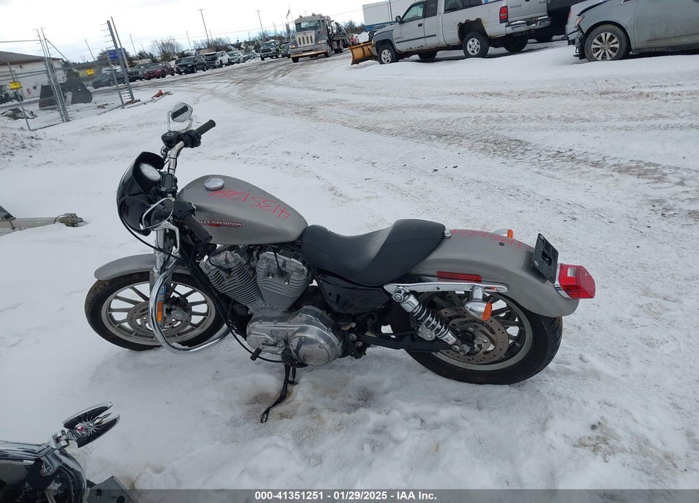 2007 HARLEY-DAVIDSON XL883 L VIN: 1HD4CR2147K424491