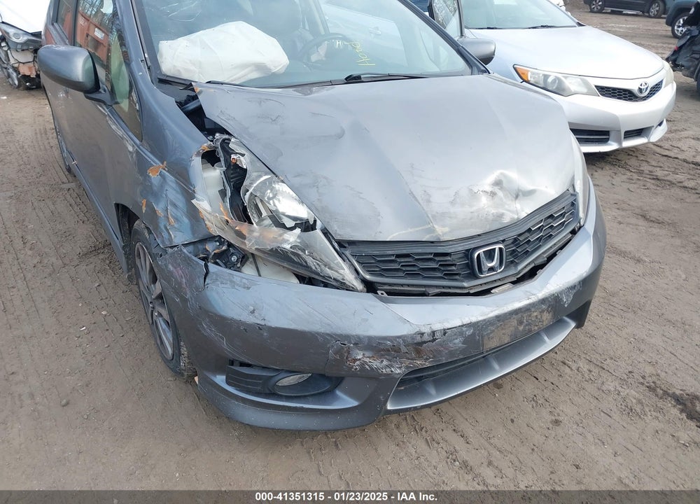 2012 HONDA FIT SPORT VIN: JHMGE8H59CC013362