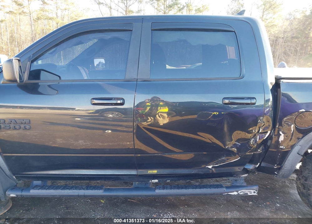 2017 RAM 1500 VIN: 1C6RR6YTXHS505419