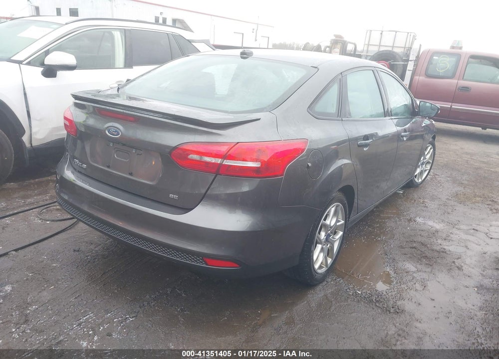 2015 FORD FOCUS VIN: 1FADP3F26FL338443