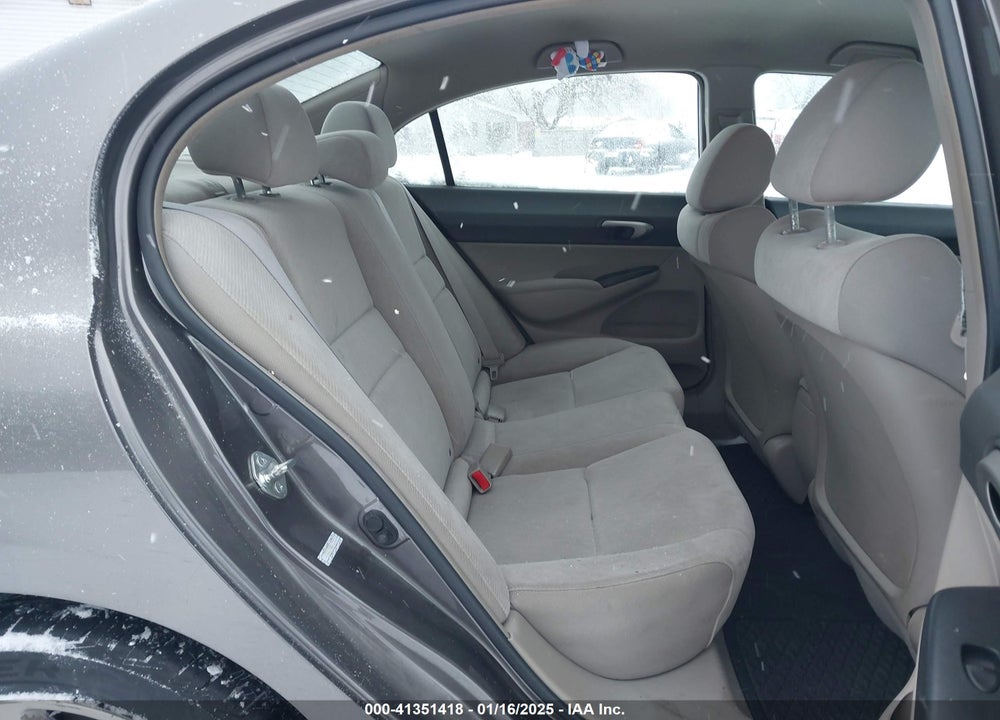 2011 HONDA CIVIC LX VIN: 19XFA1F50BE033915