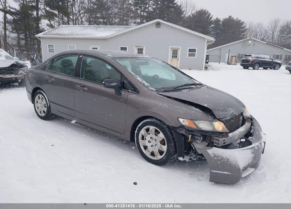 2011 HONDA CIVIC LX VIN: 19XFA1F50BE033915