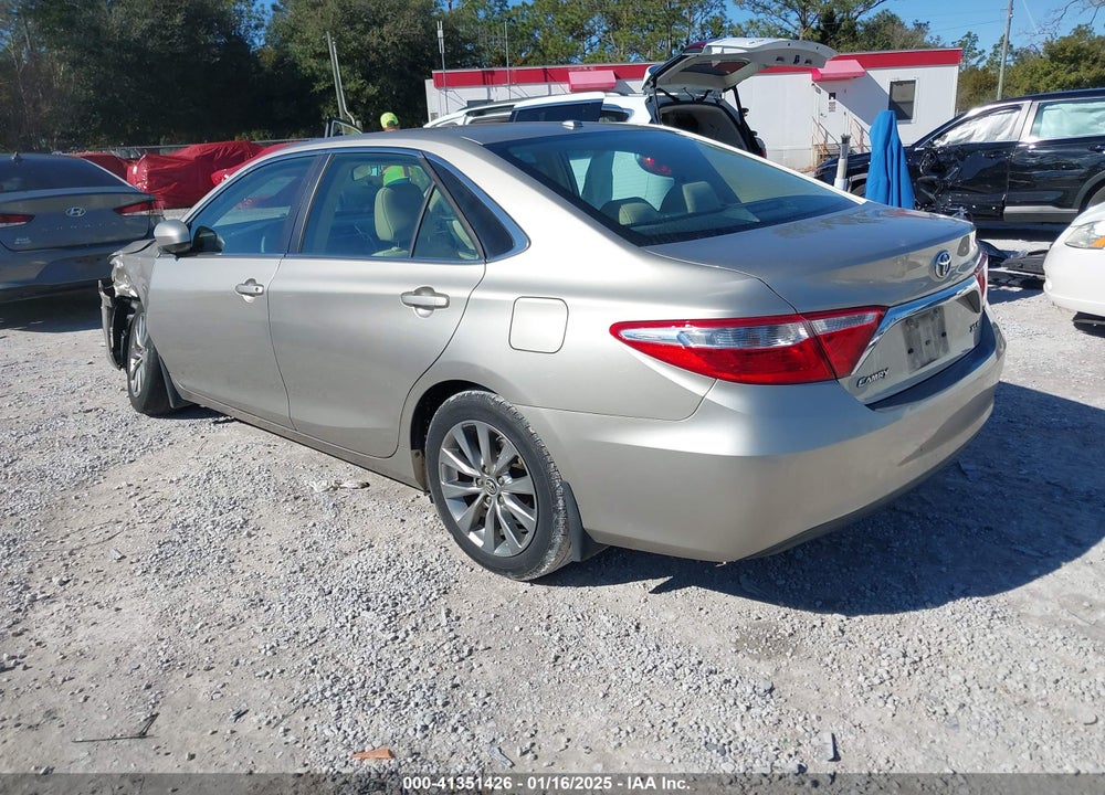 2015 TOYOTA CAMRY XLE VIN: 4T4BF1FK2FR474489