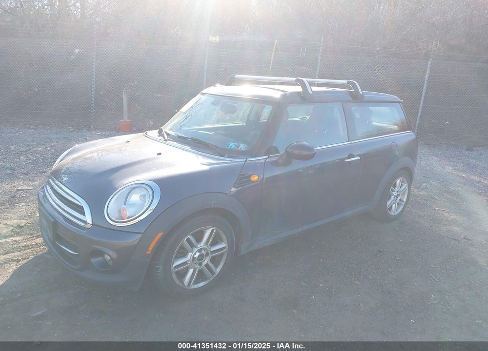 2013 MINI CLUBMAN VIN: WMWZF3C57DT571310