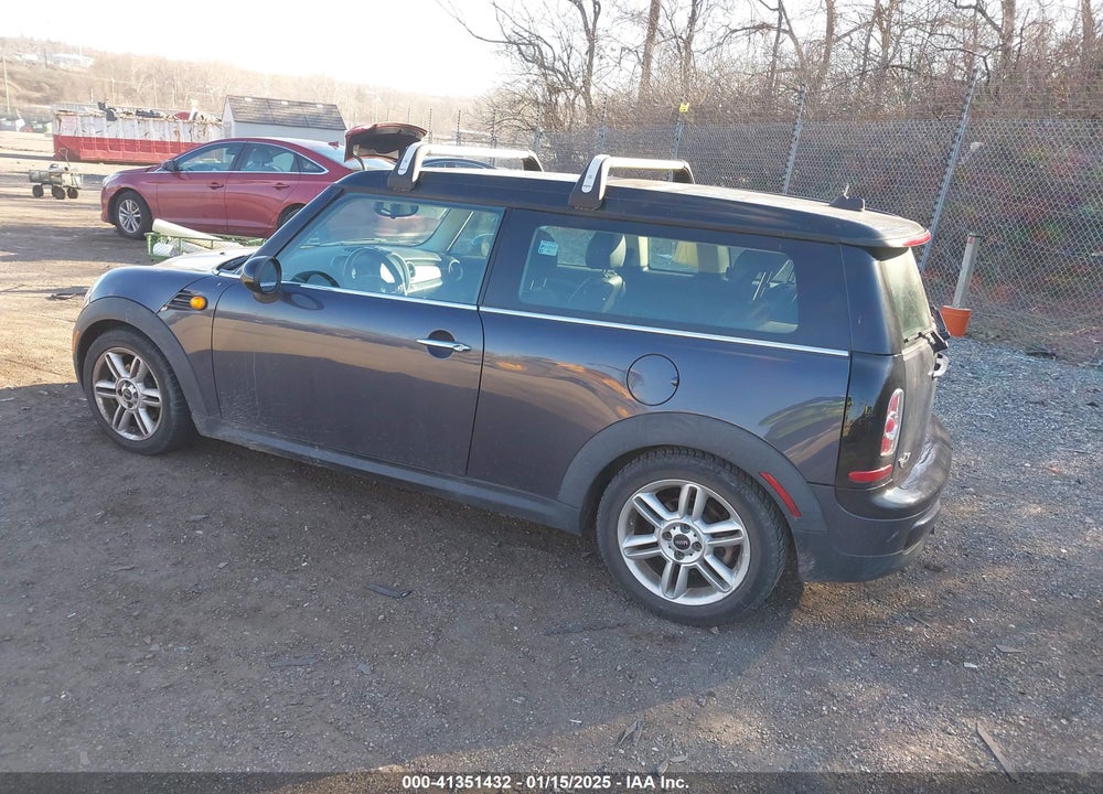 2013 MINI CLUBMAN VIN: WMWZF3C57DT571310