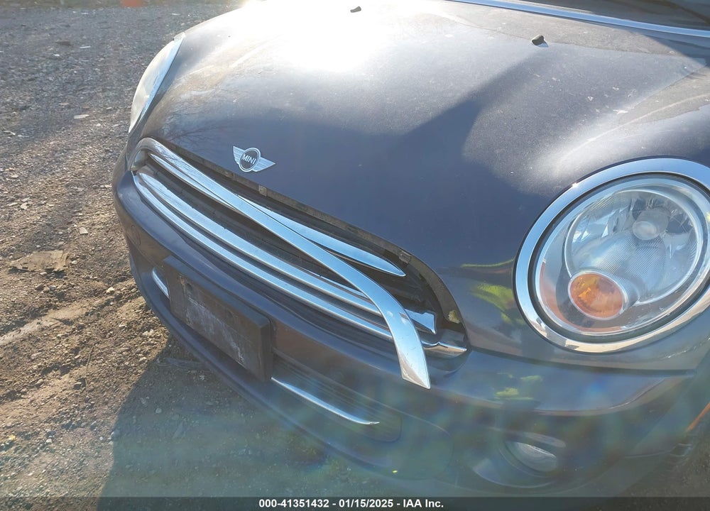2013 MINI CLUBMAN VIN: WMWZF3C57DT571310