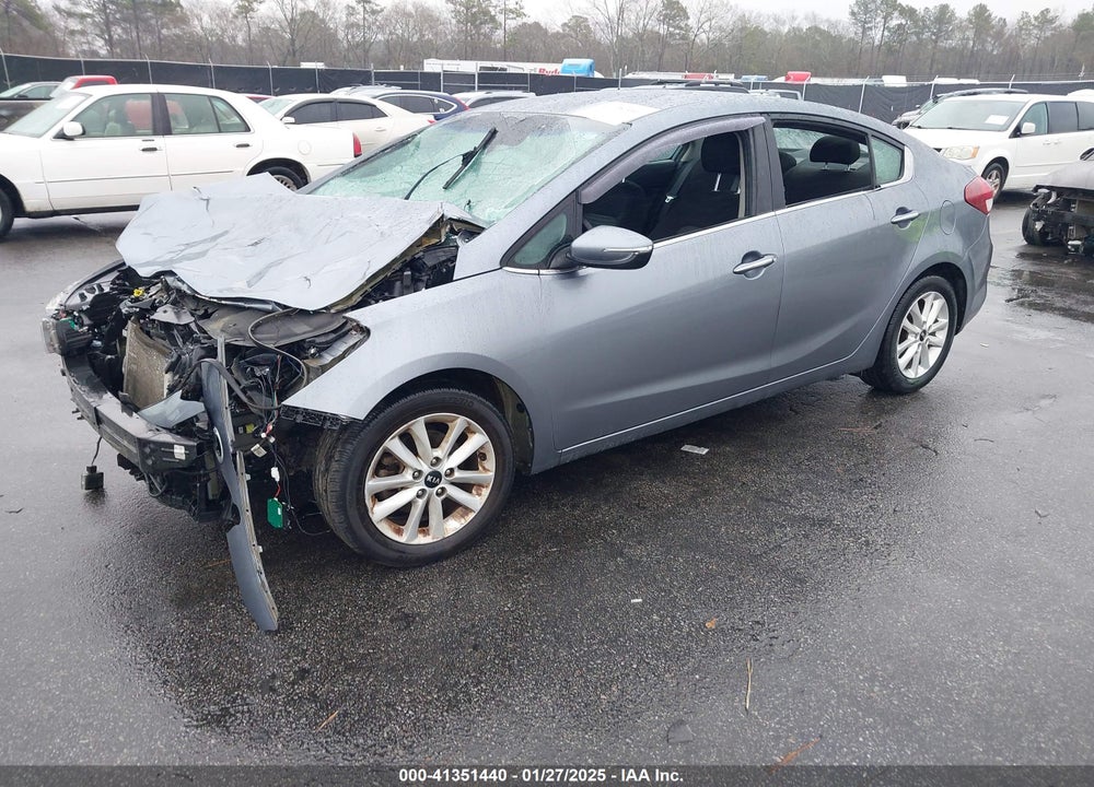 2017 KIA FORTE VIN: 3KPFL4A73HE084614