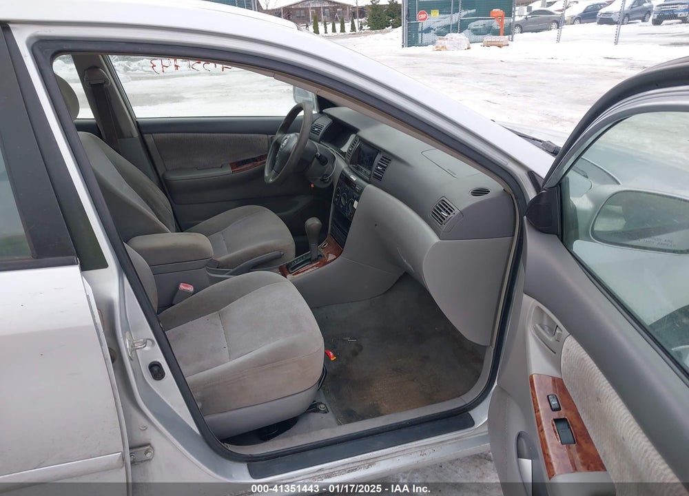2006 TOYOTA COROLLA LE VIN: 2T1BR32E26C577779