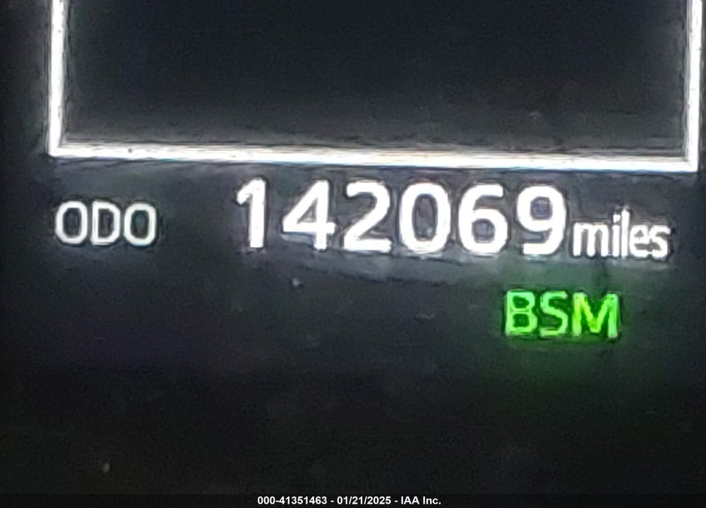 2019 TOYOTA CAMRY SE VIN: 4T1B11HK5KU159797