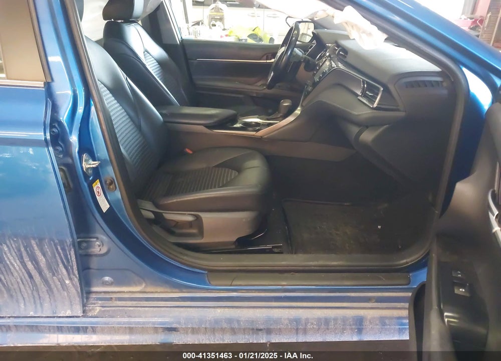 2019 TOYOTA CAMRY SE VIN: 4T1B11HK5KU159797
