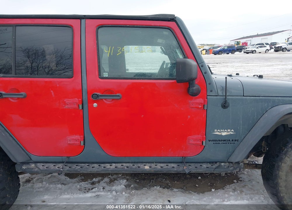 2014 JEEP WRANGLER UNLIMITED SAHARA VIN: 1C4BJWEG1EL152938