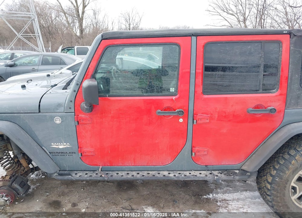 2014 JEEP WRANGLER UNLIMITED SAHARA VIN: 1C4BJWEG1EL152938
