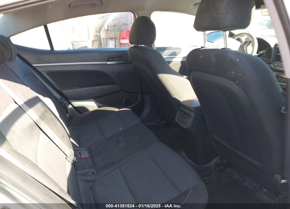 2018 HYUNDAI ELANTRA VIN: 5NPD84LF9JH319533