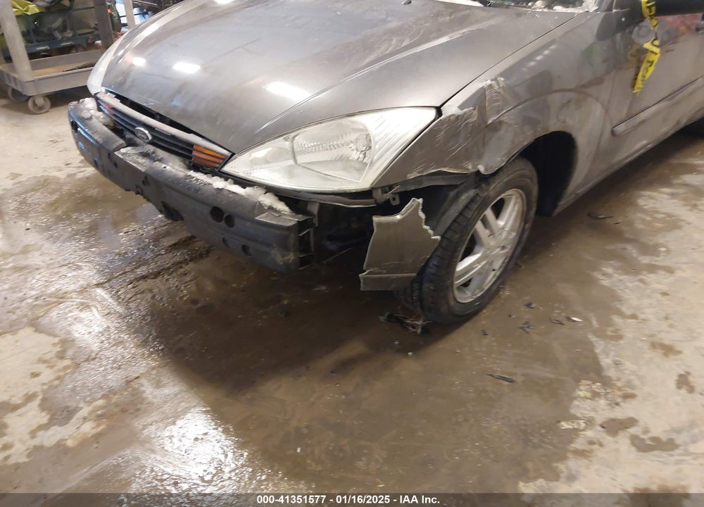2002 FORD FOCUS SE VIN: 1FAFP34392W246403