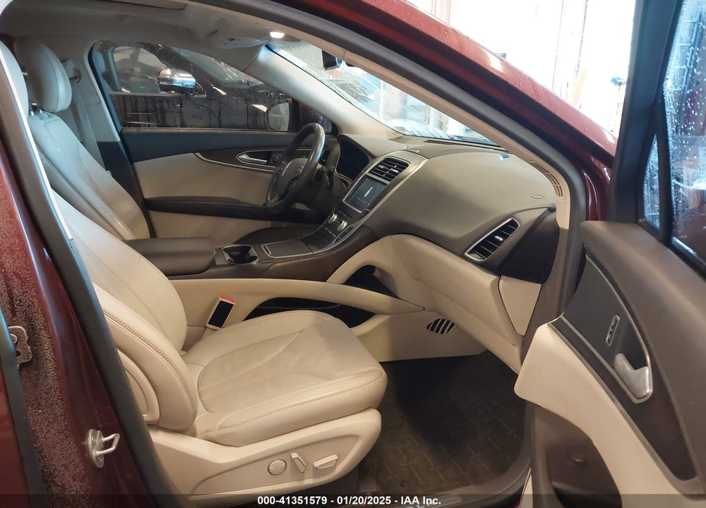 2016 LINCOLN MKX RESERVE VIN: 2LMTJ8LP4GBL74752