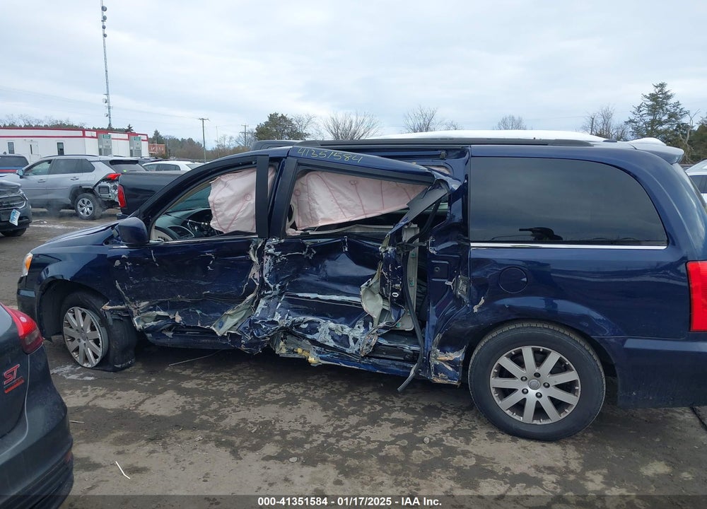 2015 CHRYSLER TOWN & COUNTRY TOURING VIN: 2C4RC1BG1FR672789