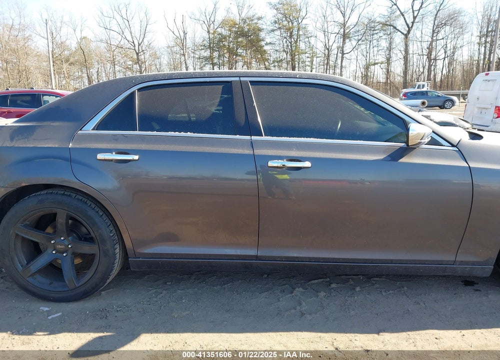 2013 CHRYSLER 300C VIN: 2C3CCAET8DH650245