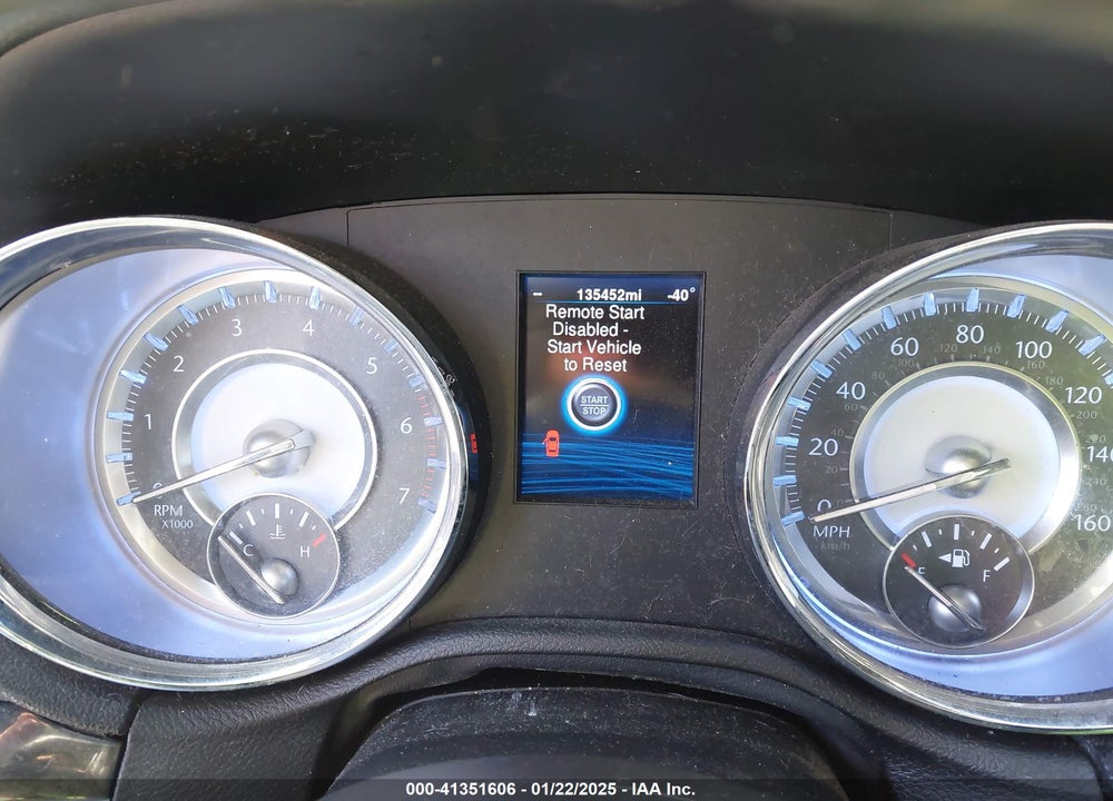 2013 CHRYSLER 300C VIN: 2C3CCAET8DH650245