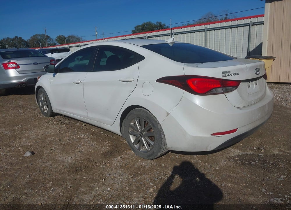 2015 HYUNDAI ELANTRA SE VIN: 5NPDH4AE8FH636673