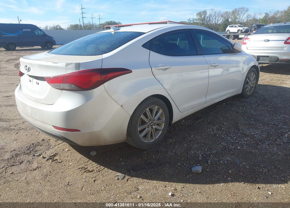 2015 HYUNDAI ELANTRA SE VIN: 5NPDH4AE8FH636673