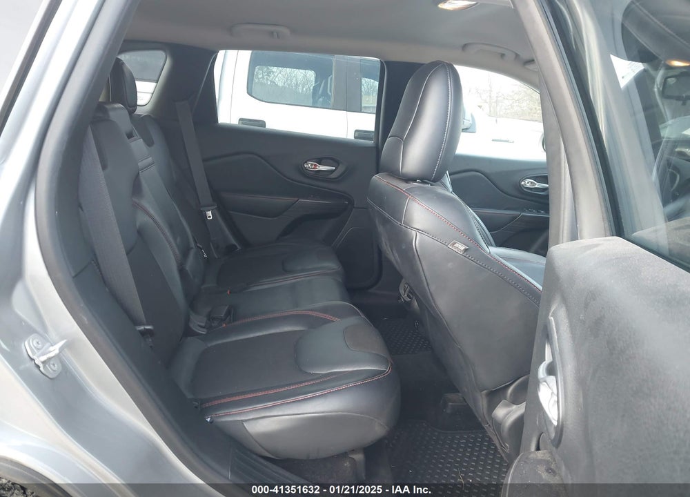 2015 JEEP CHEROKEE TRAILHAWK VIN: 1C4PJMBB1FW570984