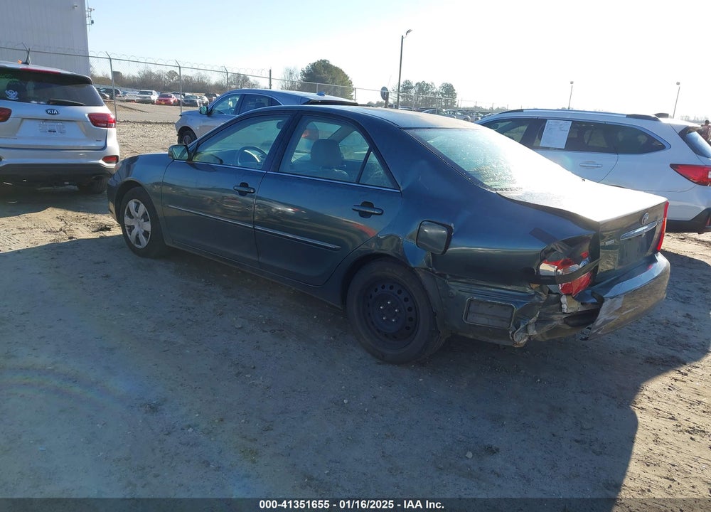 2004 TOYOTA CAMRY XLE VIN: 4T1BE32K44U338571