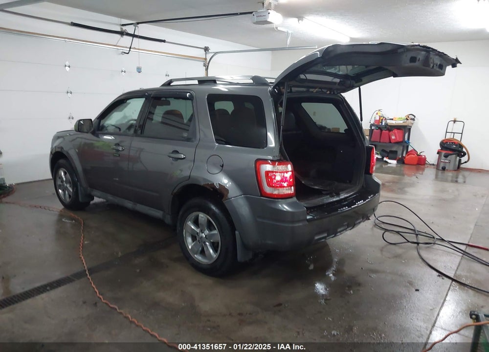2010 FORD ESCAPE LIMITED VIN: 1FMCU9EG9AKB60780