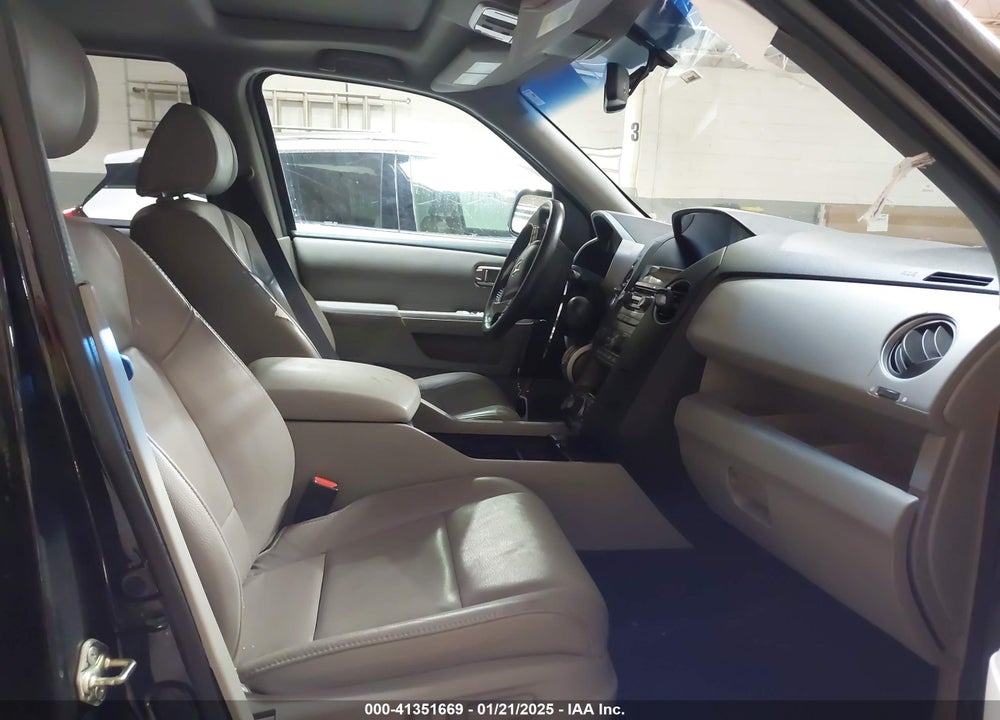2014 HONDA PILOT EX-L VIN: 5FNYF3H76EB012974