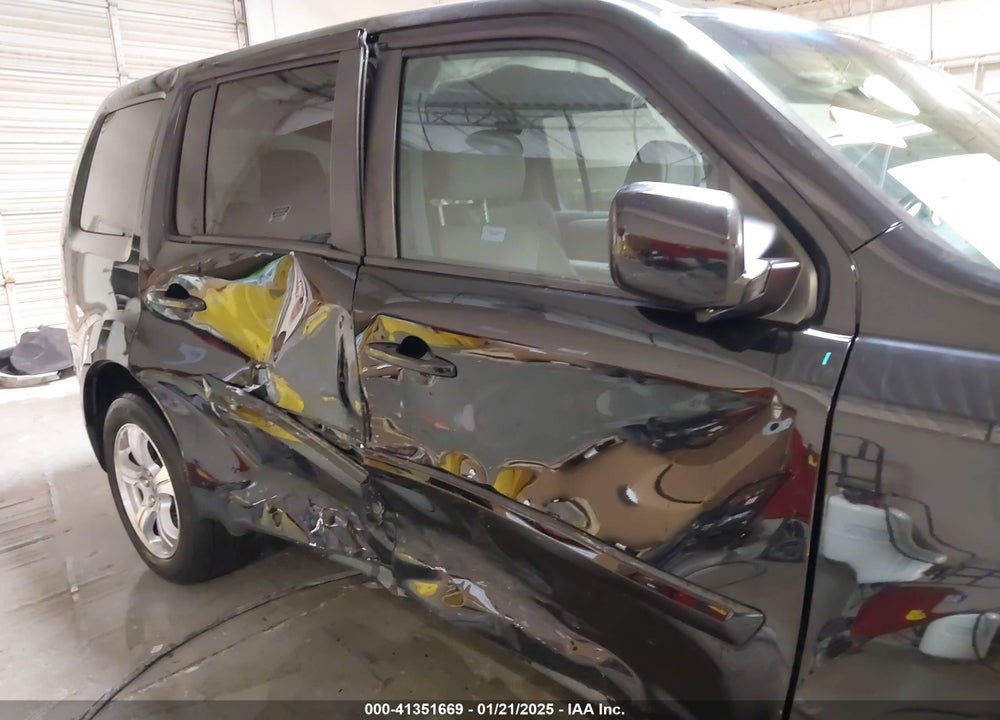 2014 HONDA PILOT EX-L VIN: 5FNYF3H76EB012974