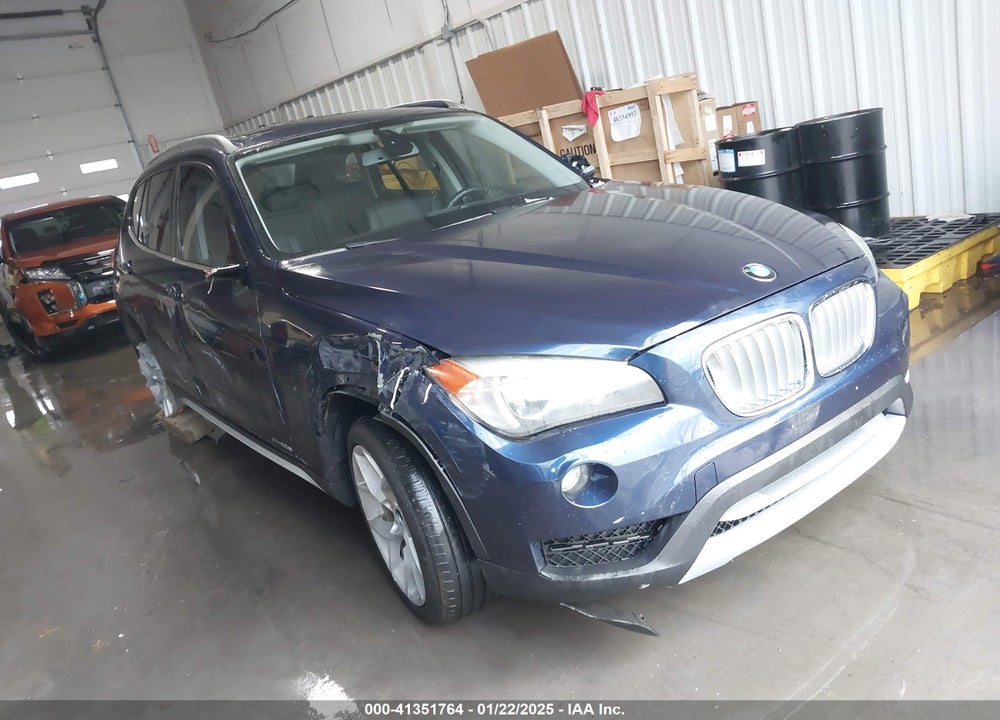2013 BMW X1 XDRIVE28I VIN: WBAVL1C55DVR84830