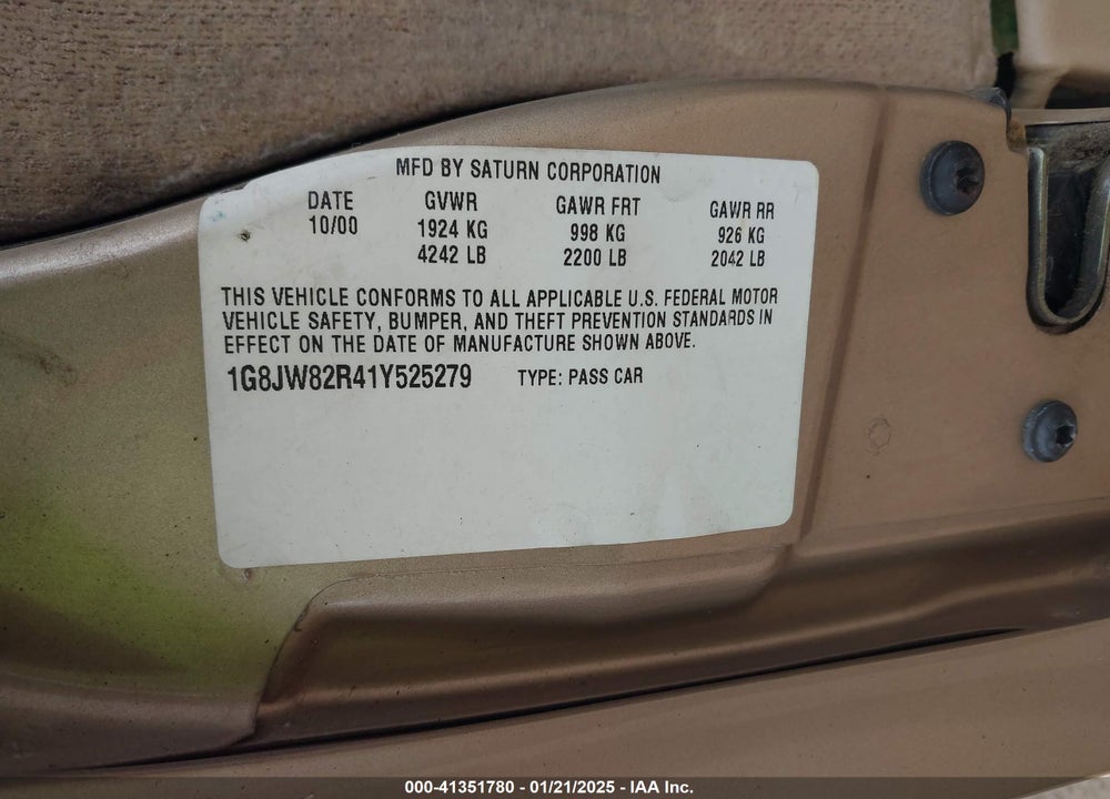 2001 SATURN LW300 VIN: 1G8JW82R41Y525279