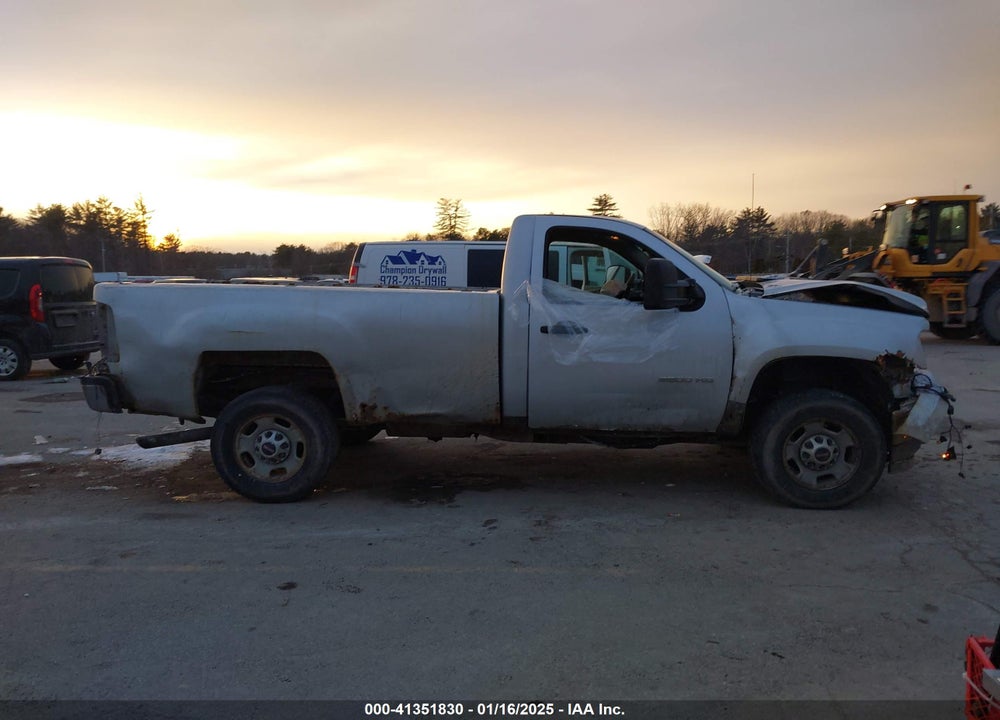 2013 GMC SIERRA 2500HD VIN: 1GT02ZCGXDZ121045